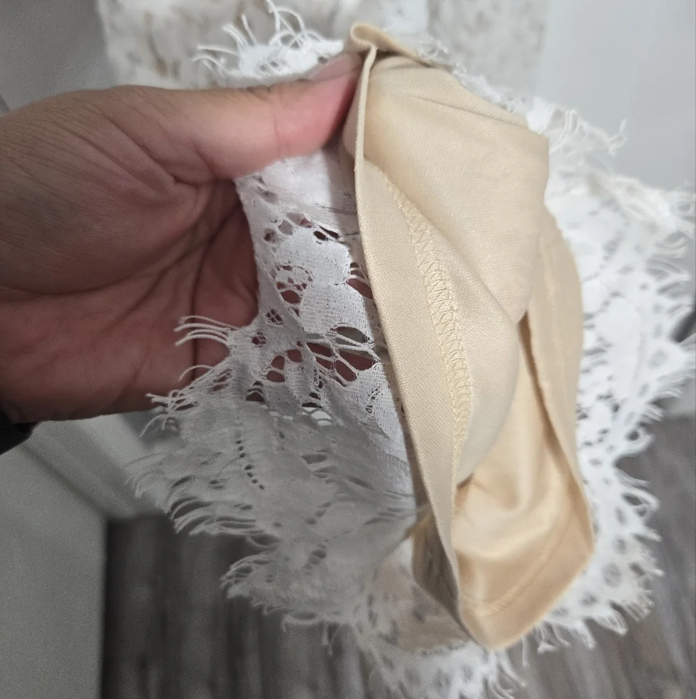 Aakaa Ivory Lace Jumpsuit Graduation/Brides - Picture 9 of 16